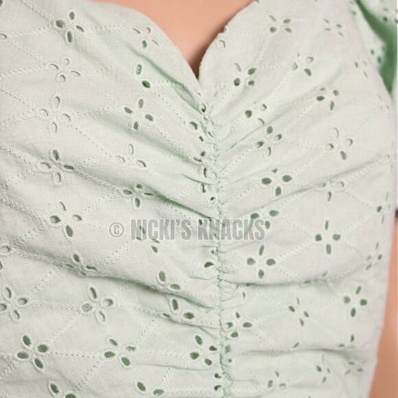 BCBGeneration Eyelet Halter Mini Dress Mint Green Puff Sleeve Cotton Size 0 - Picture 3 of 11